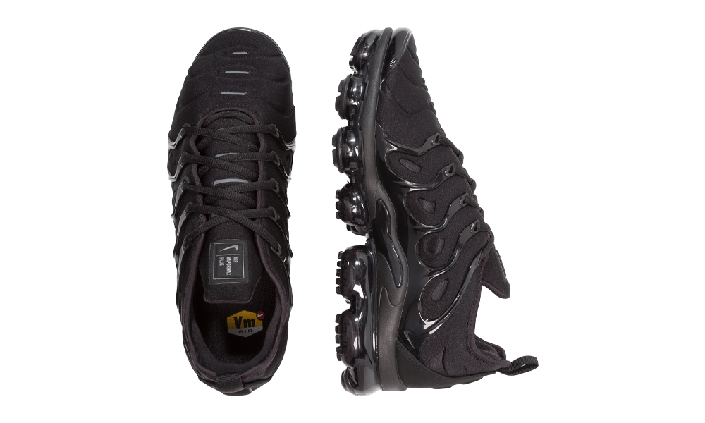 Nike Air VaporMax Plus Triple Black