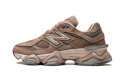 New Balance 9060 Marrone Fungo