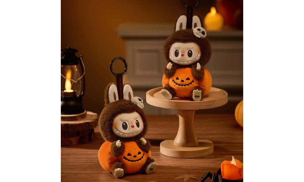 Pop Mart Labubu Happy Halloween Party Series-Sitting Pumpkin Vinyl Plush Pendant