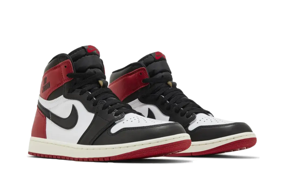 Jordan 1 Retro High OG Black Toe rivisitata