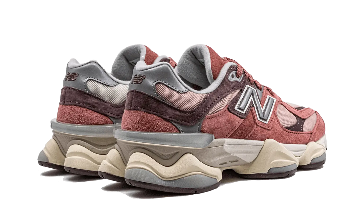 New Balance 9060 Sea Salt Cherry Blossom